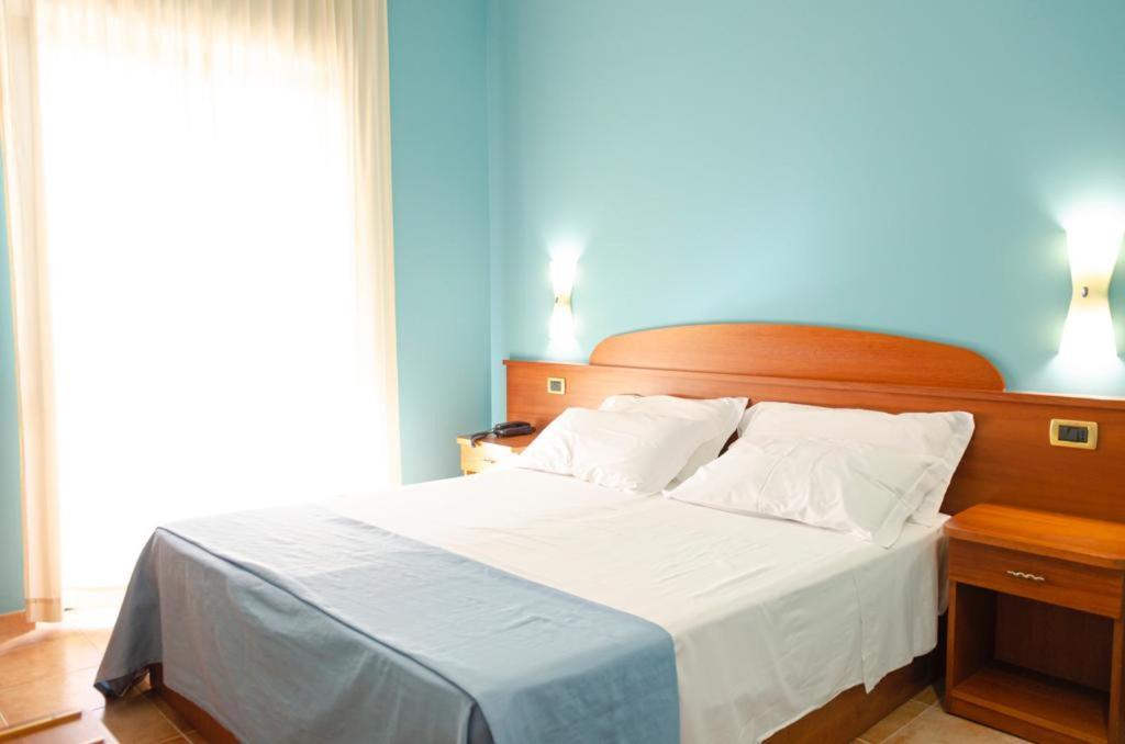 Costa Degli Dei Resort 카포바티카노 외부 사진